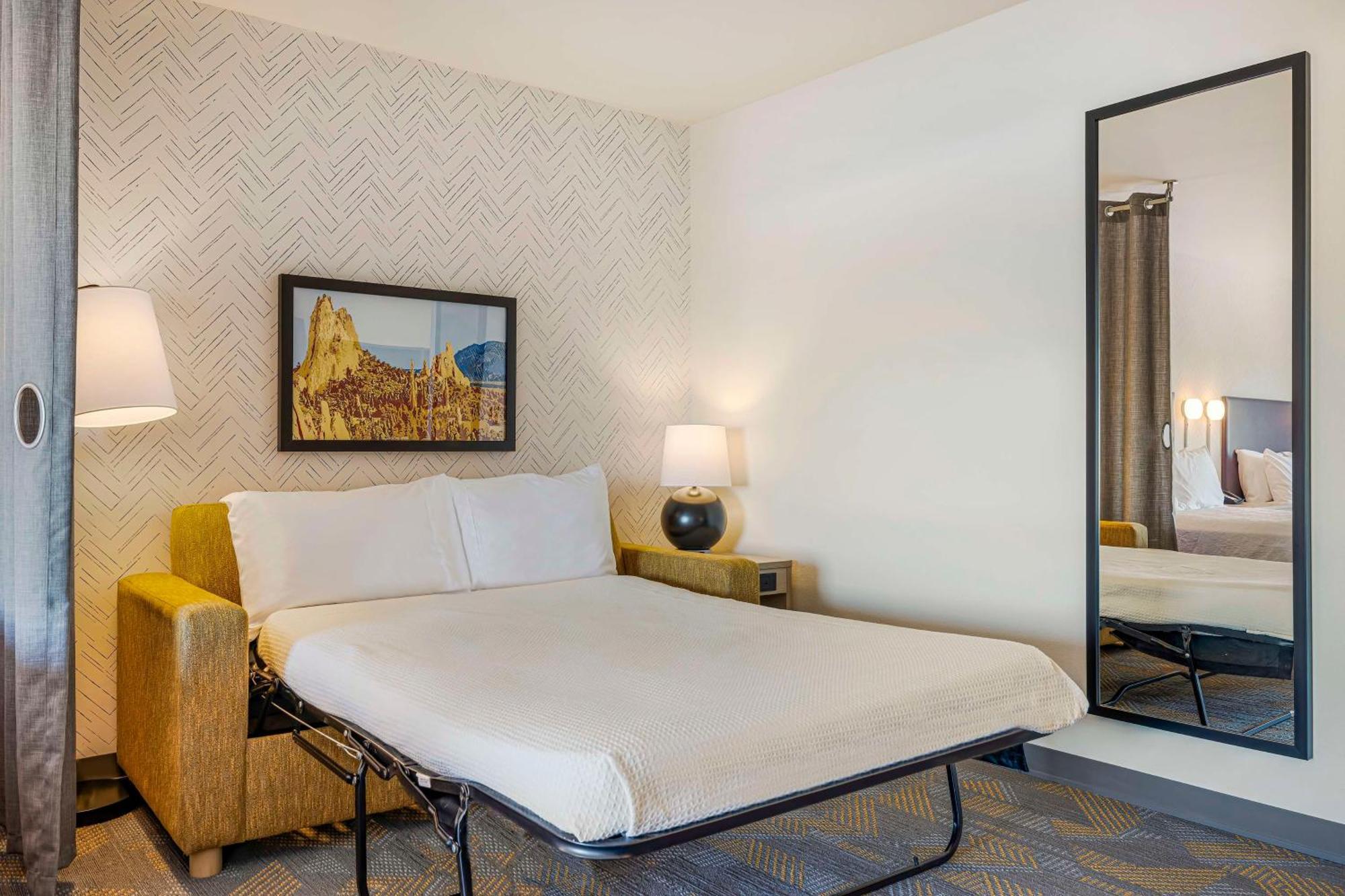 Home2 Suites By Hilton Colorado Springs Airport Exterior foto